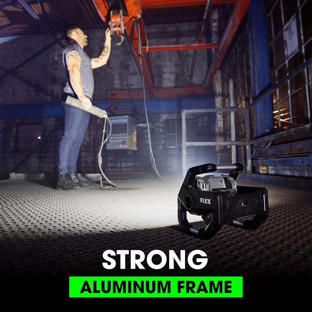 Flex 24V Flood Light